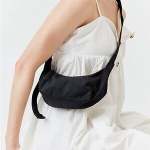 BAGGU MINI NYLON CRESCENT BAG IN BLACK